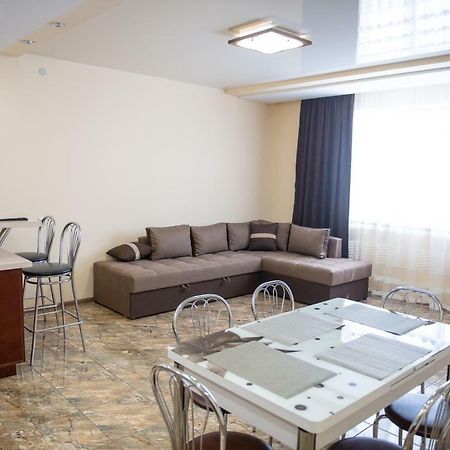 Appartamento Затишна Оселя Mizhhirya  Esterno foto